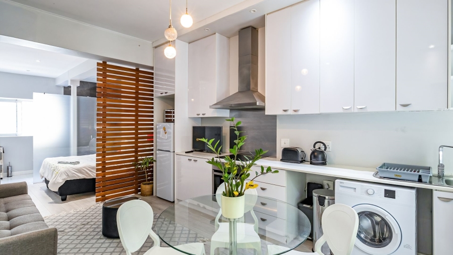 To Let 0 Bedroom Property for Rent in Sea Point Western Cape